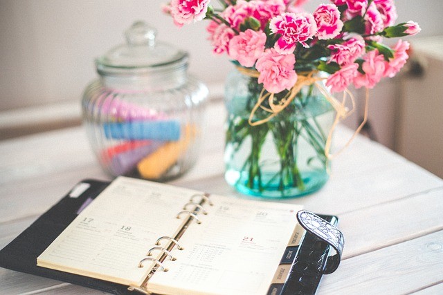 Read more about the article The Indispensable Ally: Why Having a Virtual Assistant Is Essential